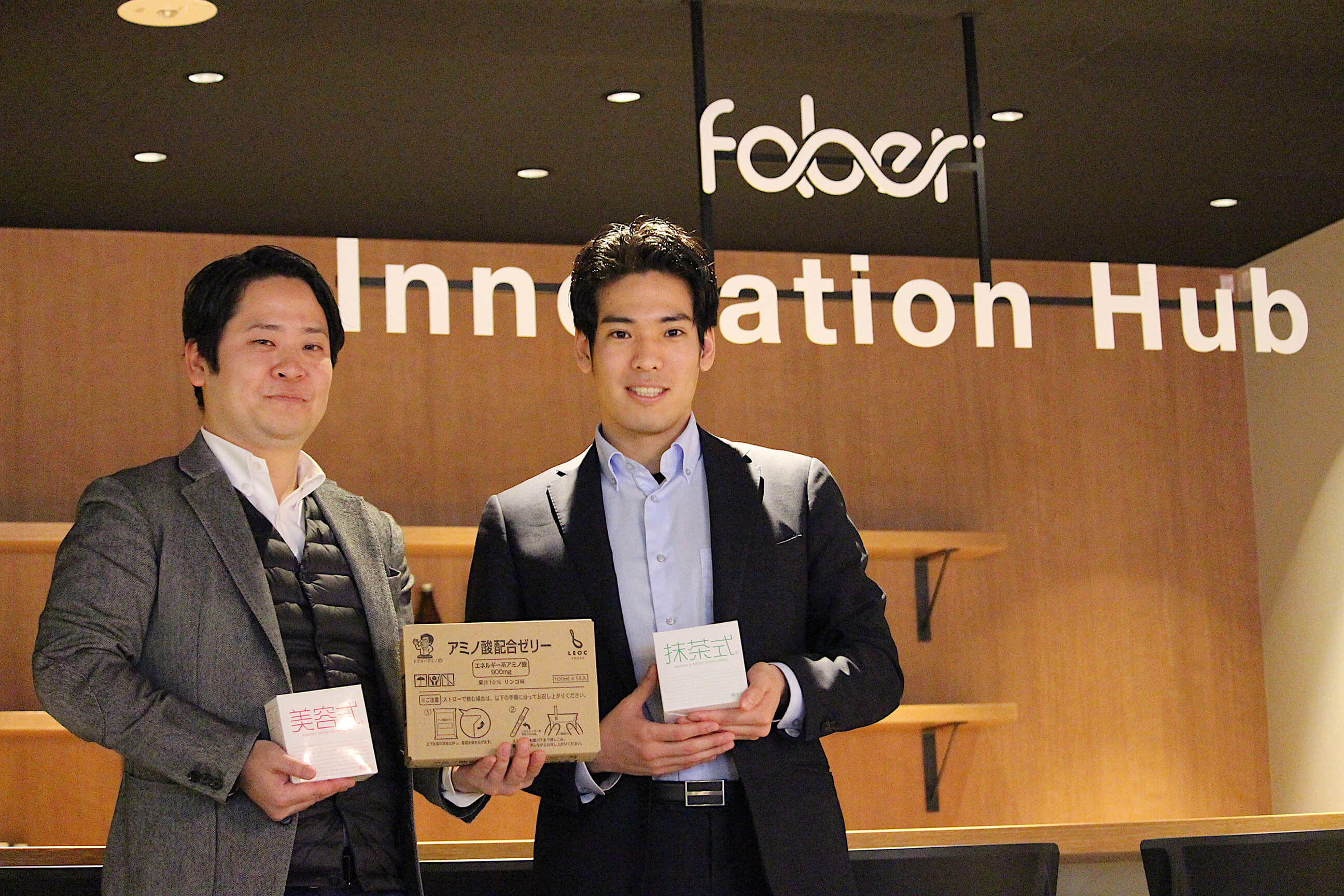 左から株式会社UTプロダクツ 井川翔一郎様、株式会社Faber Company 吉田朋生(以下、井川様、吉田)